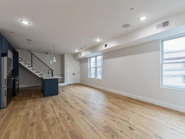 259 Liberty Ave 4, Jersey City NJ 07307