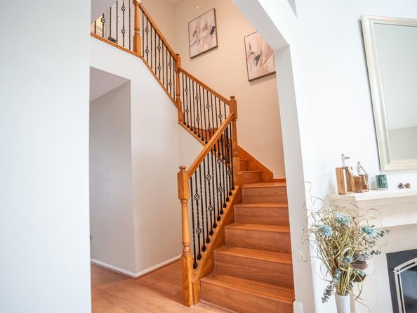 29 Marina Key, Secaucus NJ 07094
