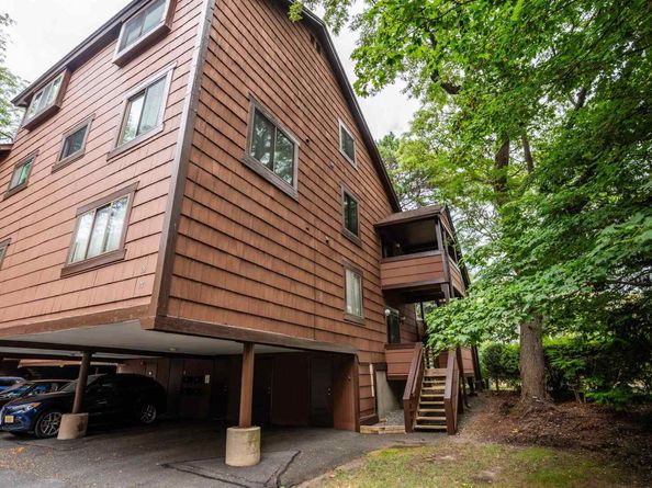 29 Marina Key, Secaucus NJ 07094