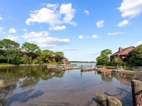 29 Marina Key, Secaucus NJ 07094