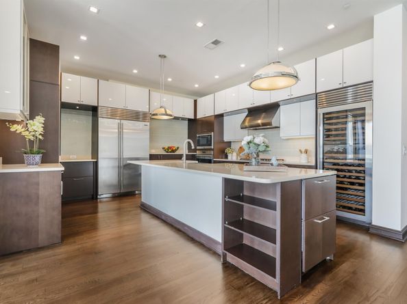9 Somerset Lane PH606607, Edgewater NJ 07020