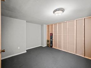 22 Long St, Jersey City NJ 07305