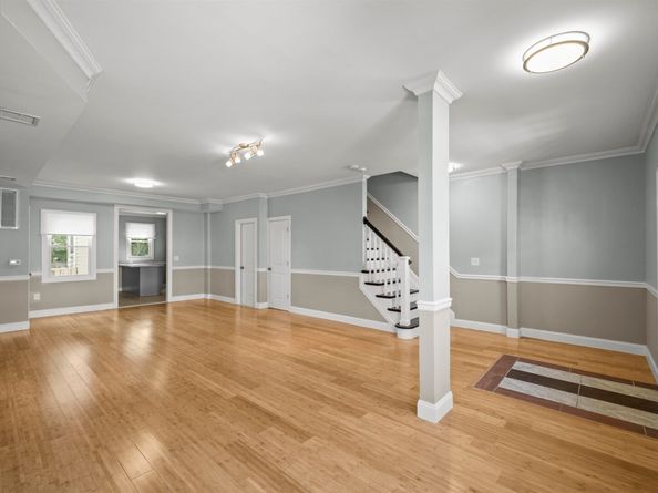 22 Long St, Jersey City NJ 07305
