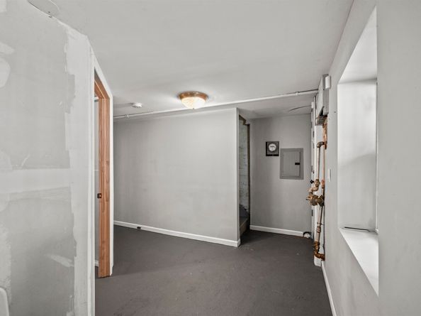 22 Long St, Jersey City NJ 07305