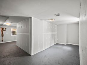 22 Long St, Jersey City NJ 07305