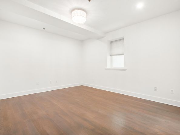547 Bloomfield St 1, Hoboken NJ 07030