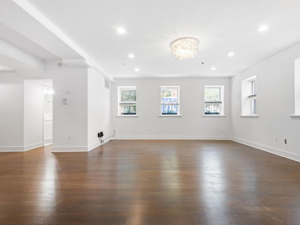 547 Bloomfield St 1, Hoboken NJ 07030