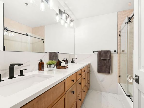 547 Bloomfield St 1, Hoboken NJ 07030