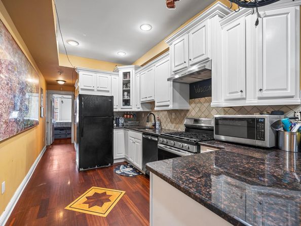 352 7th St 3, Jersey City NJ 07302