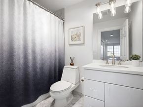 206 Shearwater Ct West 74, Jersey City NJ 07305