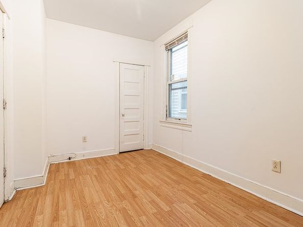 146 Stevens Ave, Jersey City NJ 07305
