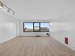 135 Montgomery St 18C, Jersey City NJ 07302