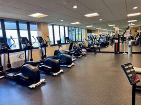 100 Carlyle Dr 5J North, Cliffside Park NJ 07010