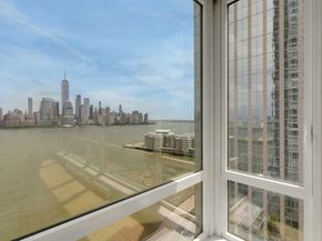 2 2nd St 1605, Jersey City NJ 07302