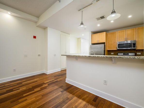 159 2nd St 601, Jersey City NJ 07302