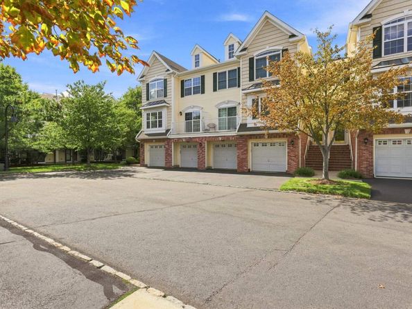 3 Elco Ct, Bayonne NJ 07002
