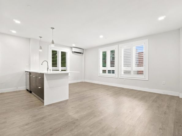 62 69th St 210, Guttenberg NJ 07093