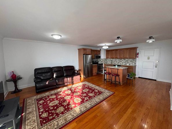 100 Manhattan Ave 1211, Union City NJ 07087