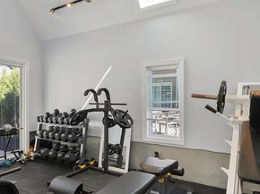 206 Lakeview Ave, Leonia NJ 07605