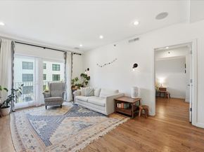 219 Grand St 4A, Hoboken NJ 07030