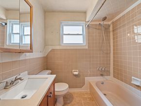 166 West 31st St, Bayonne NJ 07002
