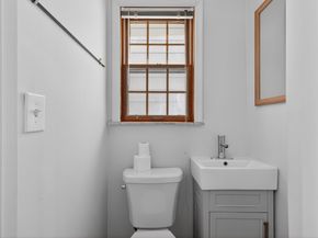 23 Marion Ct, Bayonne NJ 07002