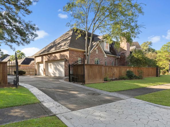 34 Kerloch Point, Spring TX 77379