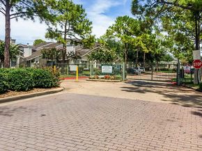 11963 Bob White 854, Houston TX 77035