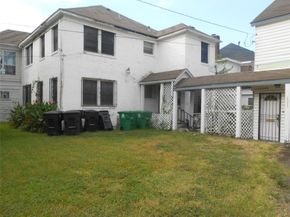 4919 La Branch Street, Houston TX 77004