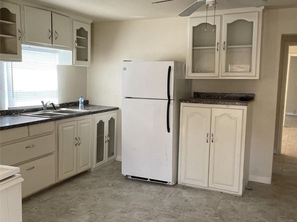 301 Connecticut Street, Houston TX 77029