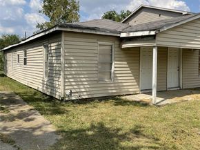 301 Connecticut Street, Houston TX 77029