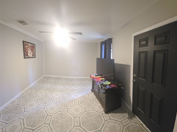 6434 Woodland Trails Drive, Houston TX 77088