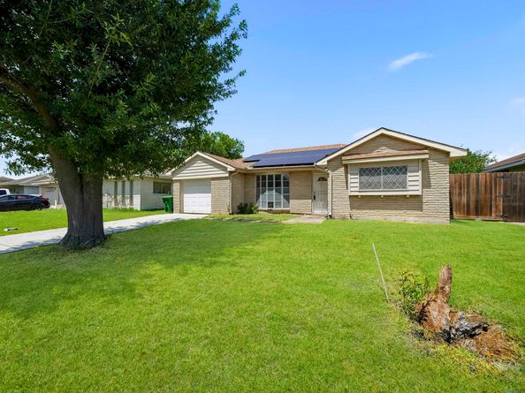 10910 Corona Lane, Houston TX 77072