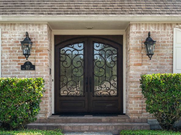 443 Fox Briar Lane, Sugar Land TX 77478