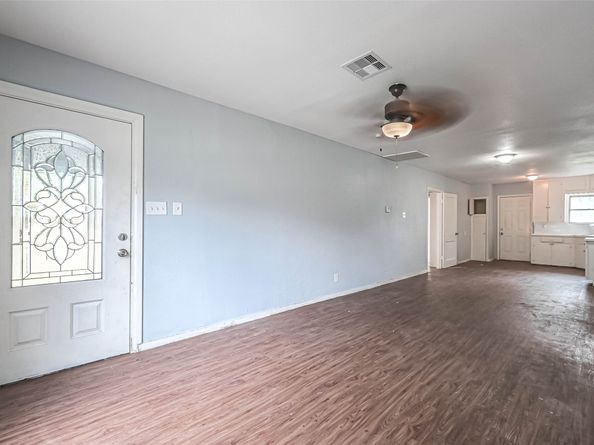 8129 Barkley Street, Houston TX 77017