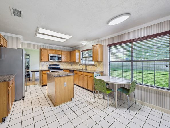 4126 Sablechase Drive, Houston TX 77014