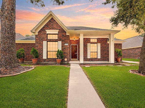 6123 Old Farmhouse Lane, Katy TX 77449