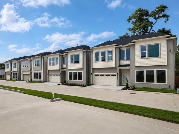 8908 Knoll Leaf Drive, Houston TX 77080