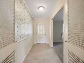9646 Fairdale Lane, Houston TX 77063