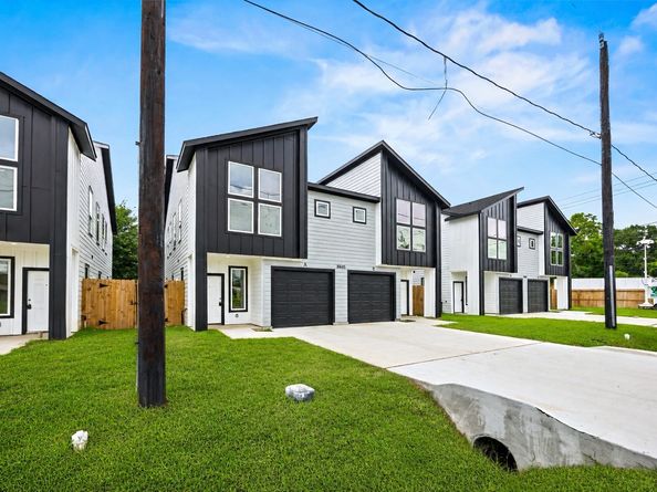 8449 Furray Road A/B, Houston TX 77028