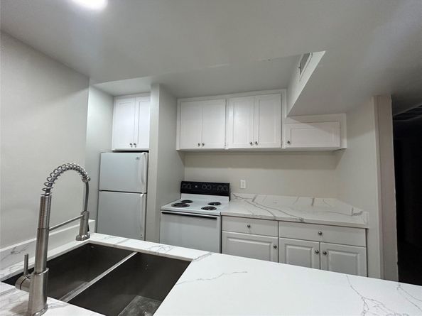 5343 Richmond Avenue 11, Houston TX 77056