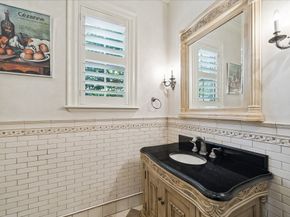 2242 Pelham Drive, Houston TX 77019