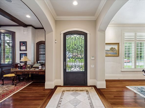 2242 Pelham Drive, Houston TX 77019