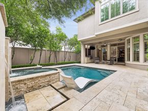 2242 Pelham Drive, Houston TX 77019
