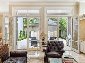 2242 Pelham Drive, Houston TX 77019
