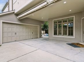 2242 Pelham Drive, Houston TX 77019