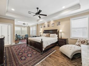 1360 Chippendale Road, Houston TX 77018