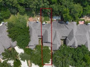 97 E Greenhill Terrace Place Place, The Woodlands TX 77382
