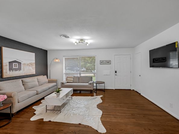 5415 Carew Street, Houston TX 77096