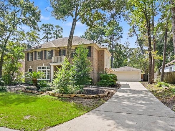 83 E Green Gables Circle, The Woodlands TX 77382
